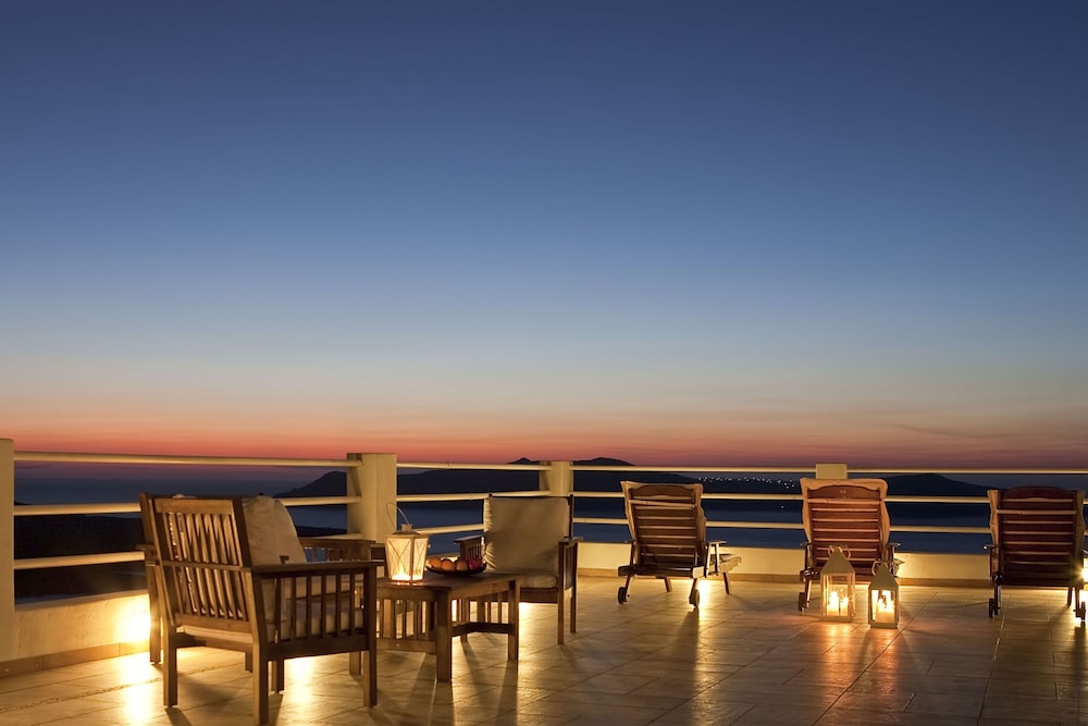 TZEKOS VILLAS 36/46