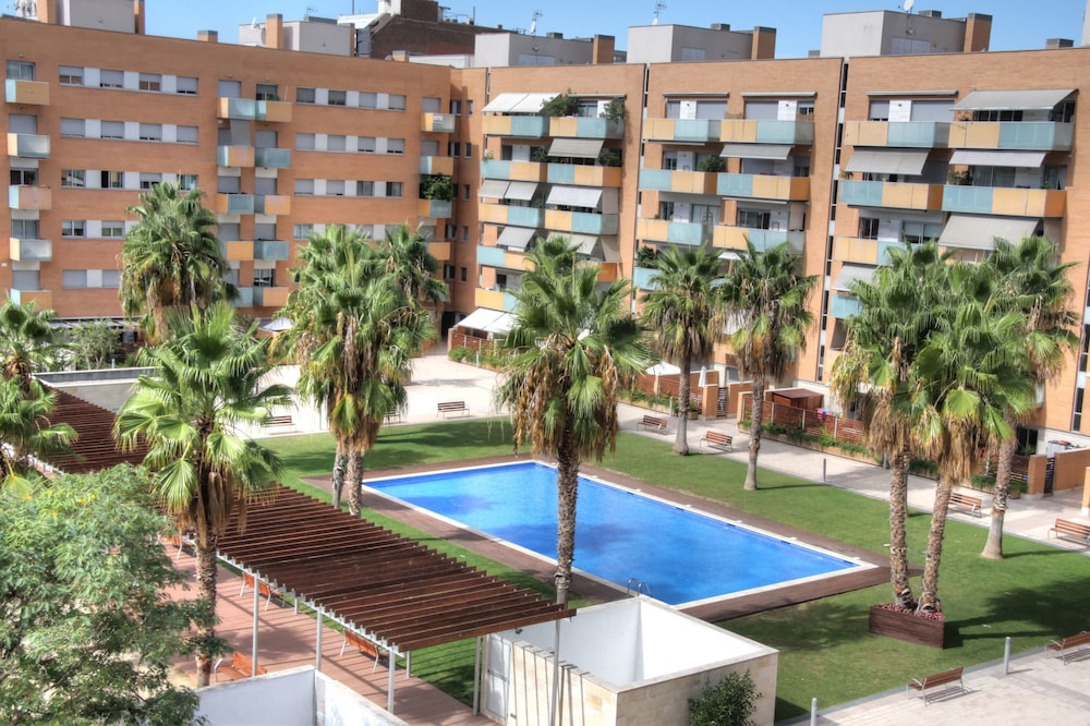 Suitur Barcelona Olympic 21/26