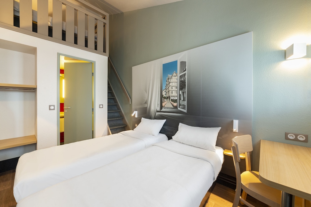 B&B Hotel Clermont Ferrand Le Brezet Aeroport 8/28