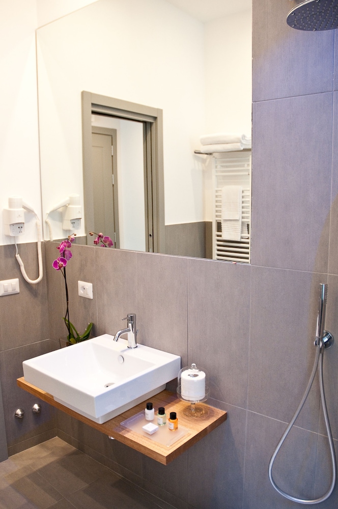 Giuturna Boutique Hotel 73/73