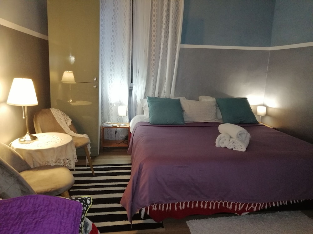 Roman Holidays Hostel 23/50