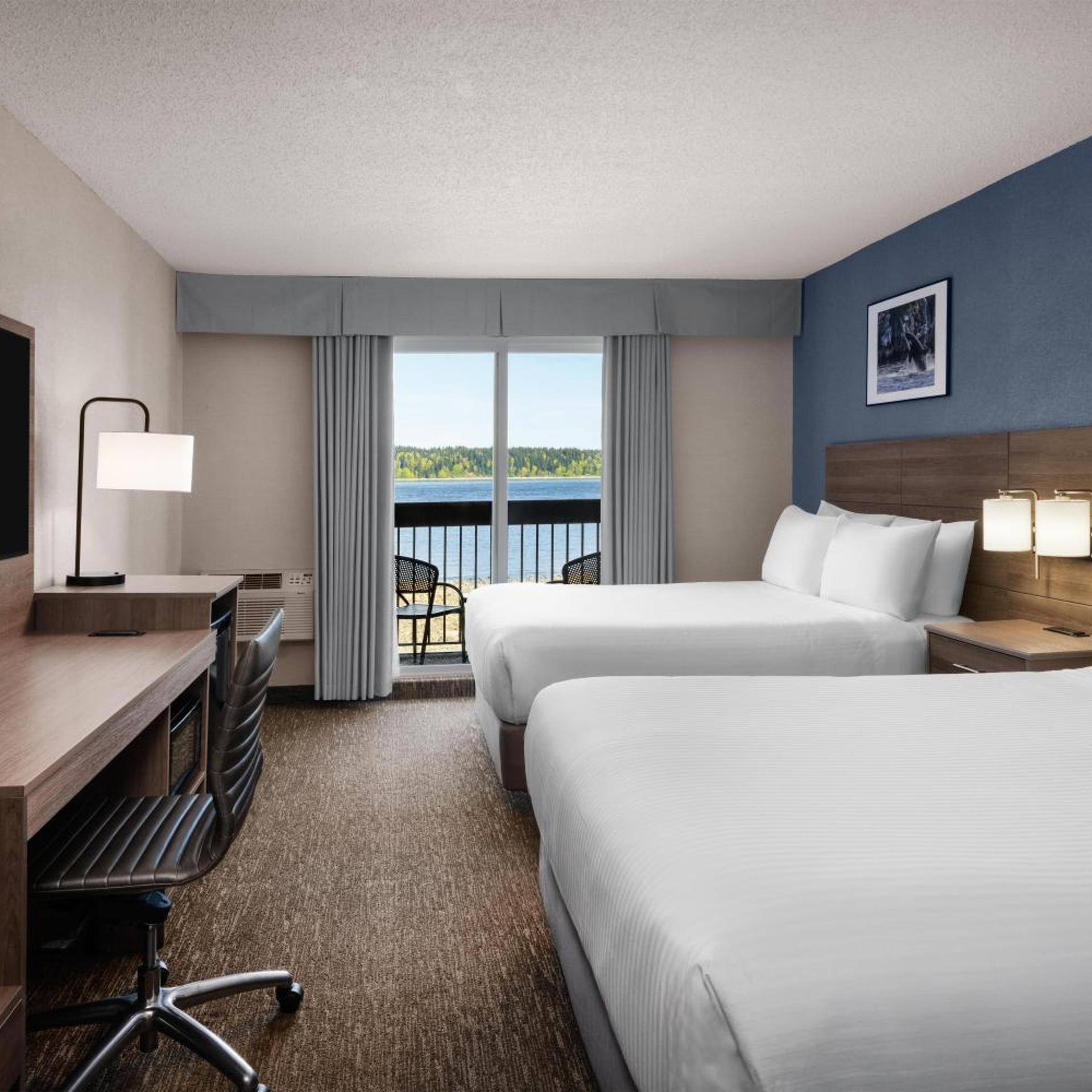 Room, Queen Bed, Beach Front, Pet Friendly, Balcony
