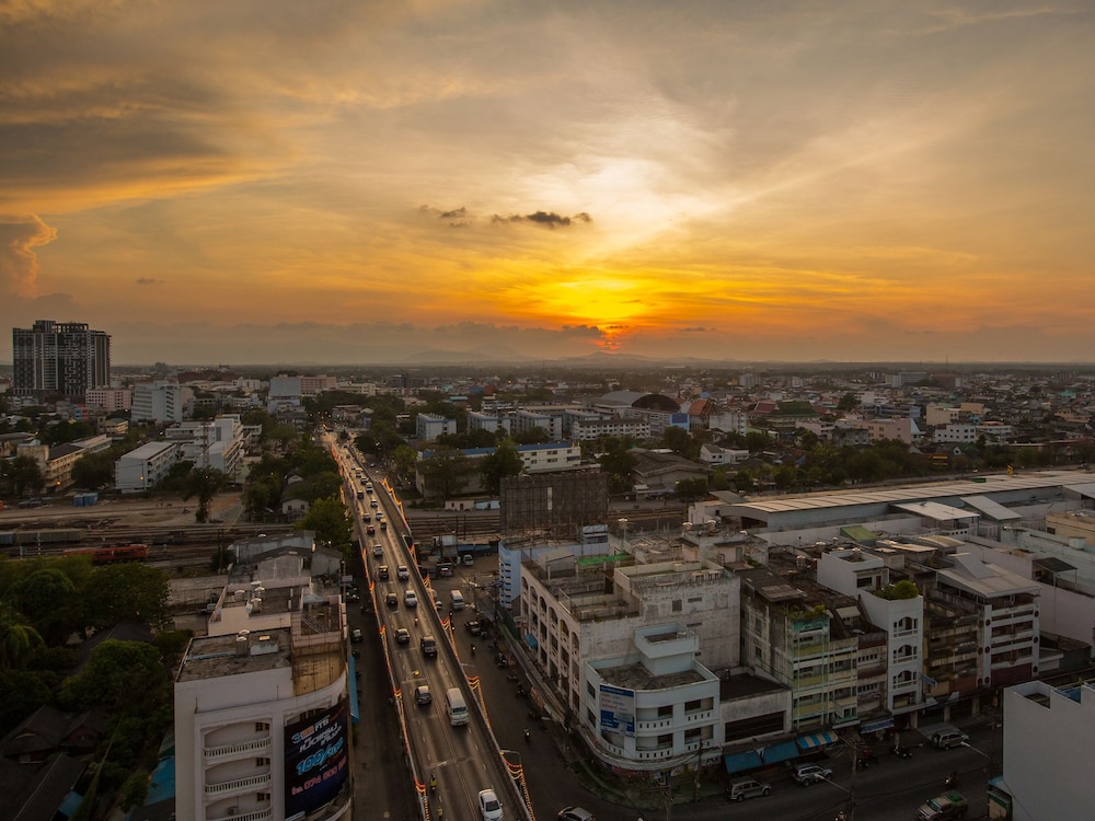 V L Hatyai Hotel 60/65