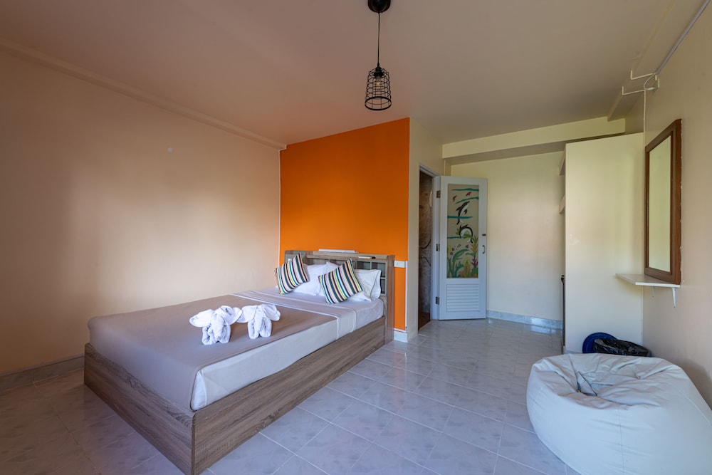 myPatong Social Hostel 10/50