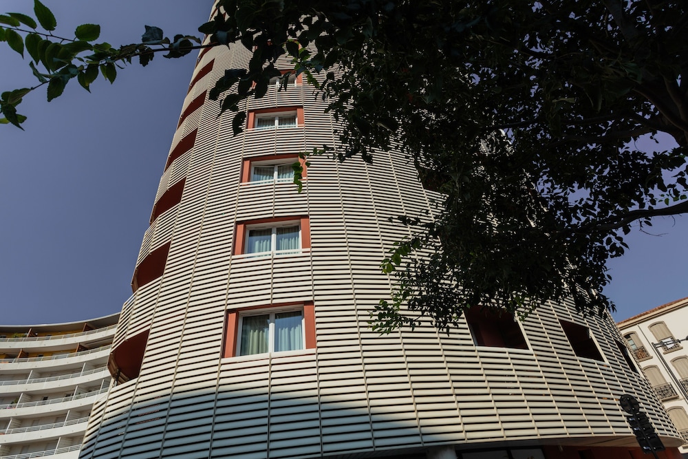 Appart-Hotel Mer & Golf City Perpignan Centre in PERPIGNAN