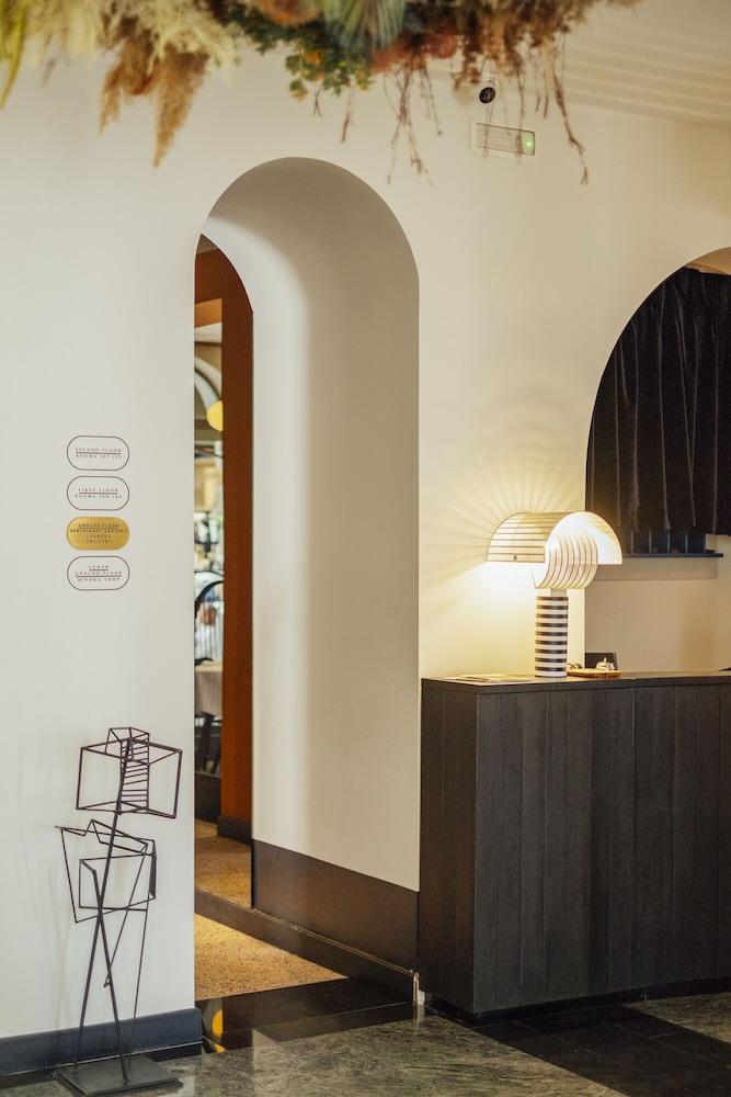 Pavilion Boutique Hotel 4/36