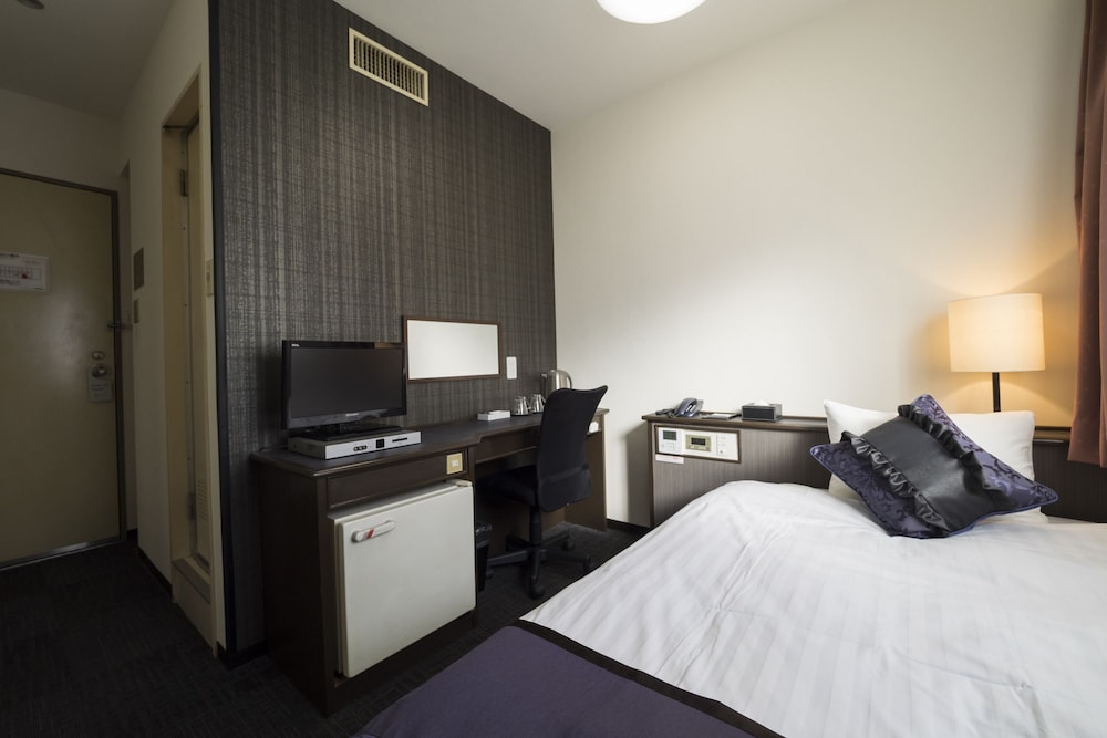 Hotel Areaone Oita 10/76