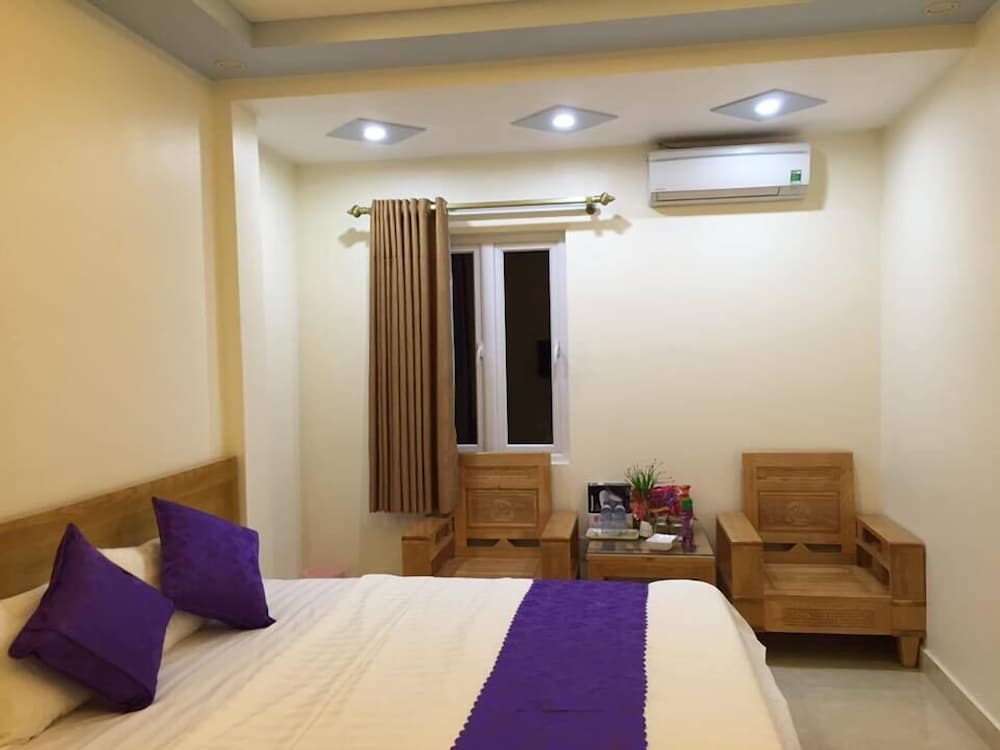 Lavender Hotel 23/50