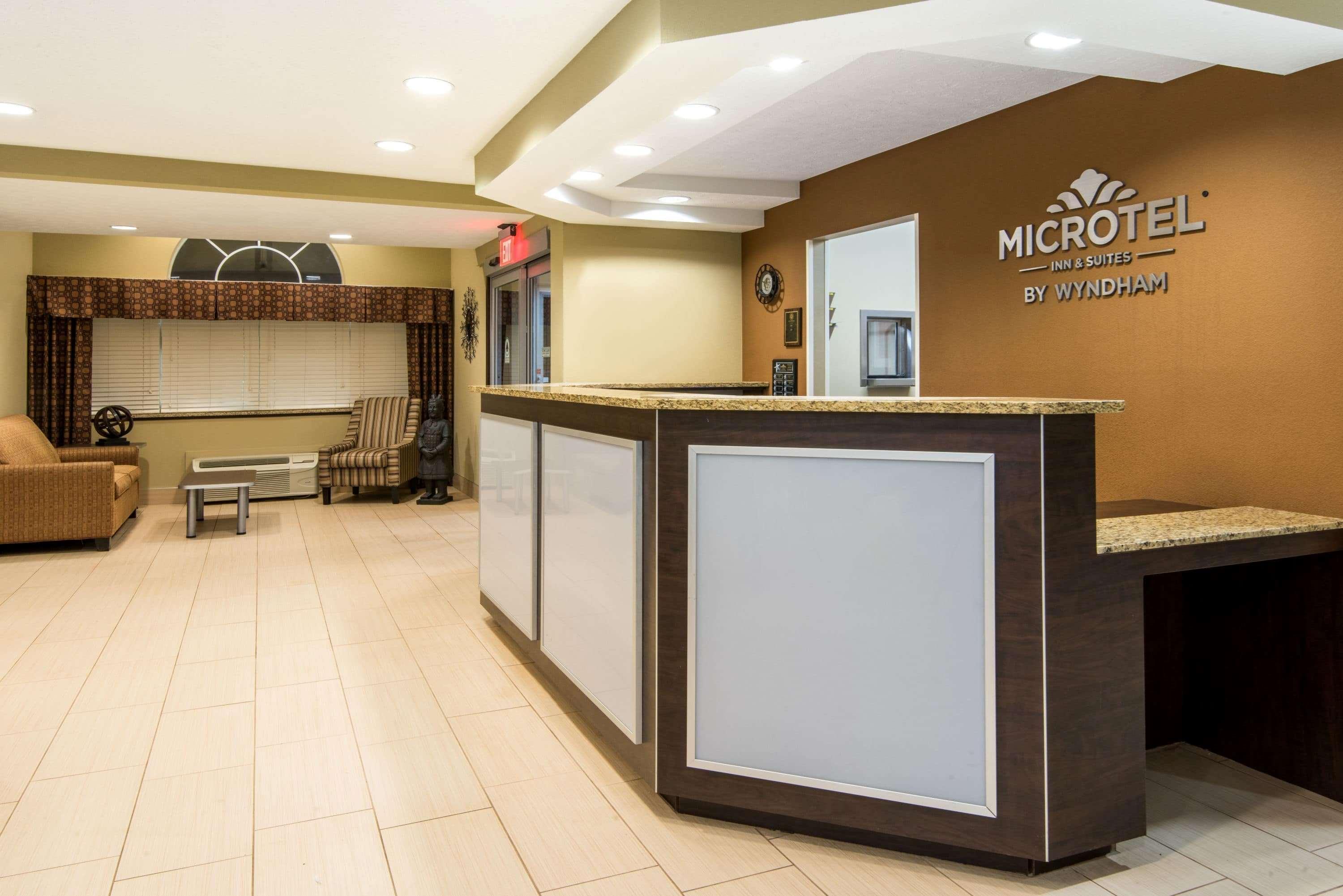 Microtel Inn And Suites By Wyndham North Canton 6/31