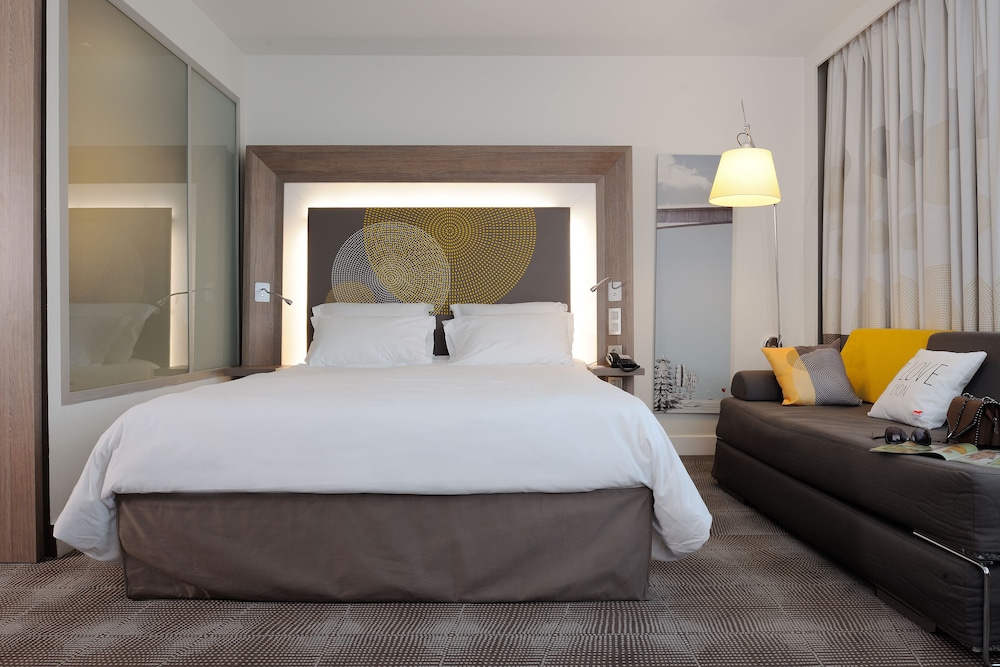 Novotel Lyon Confluence 10/80