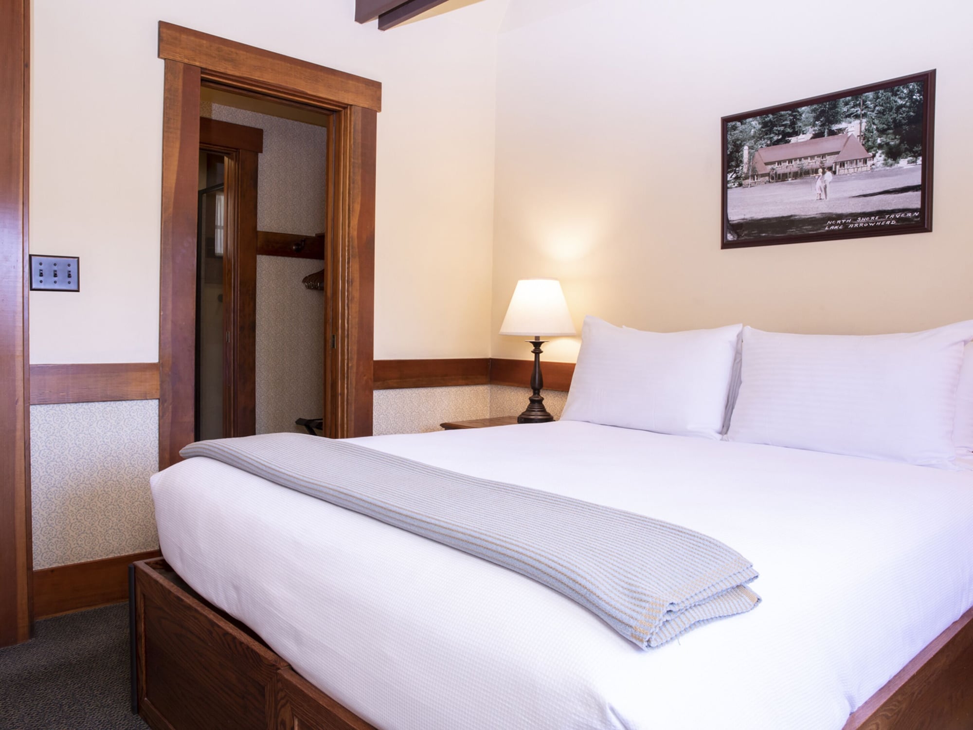 2 BEDROOMS, DELUXE, CHALET, 2 BATHROOMS, ACCESSIBLE