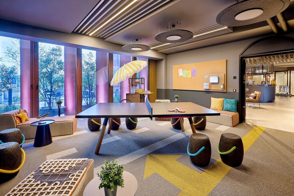 Moxy Luxembourg Airport 15/26