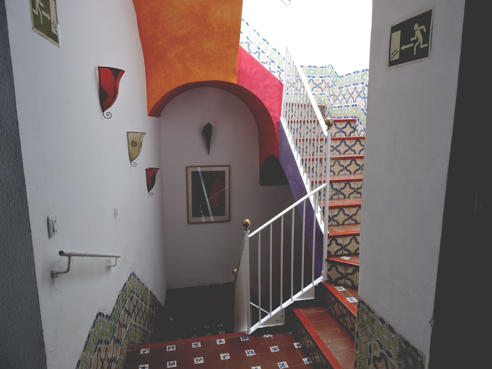 La Fonda 8/49