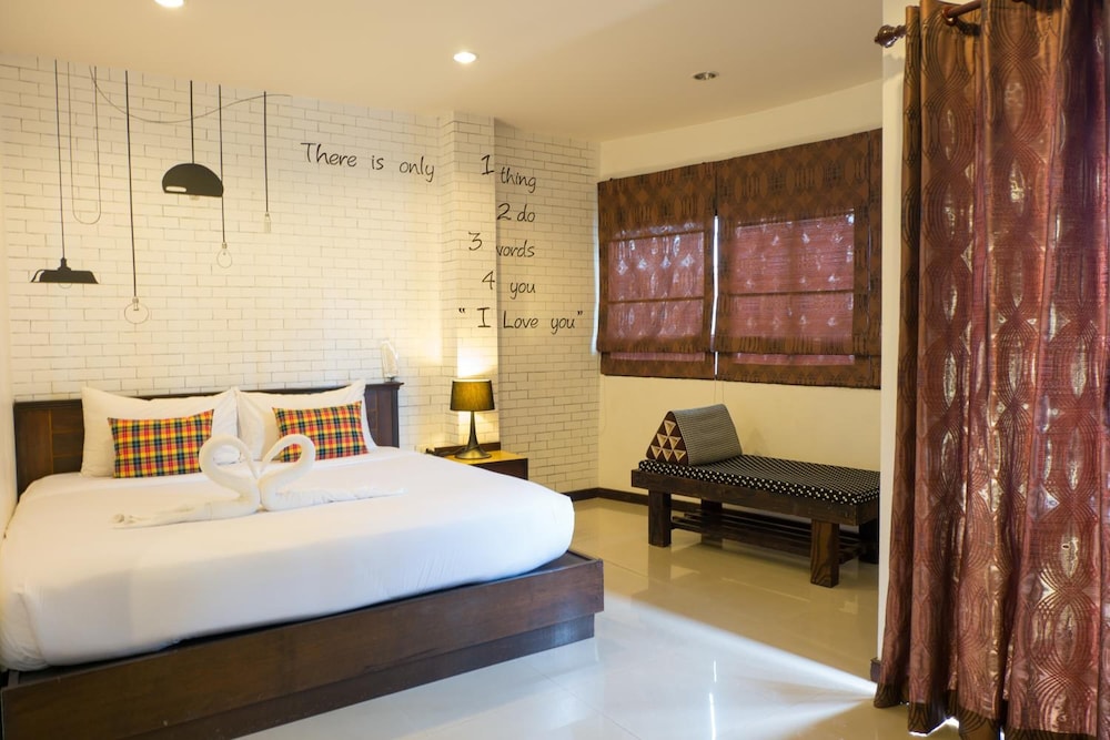 Bt Inn Patong 13/53