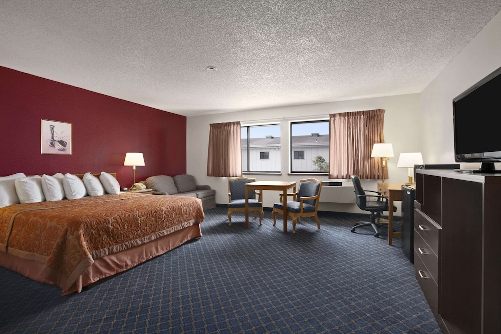 Super 8 By Wyndham Arcata 22/31