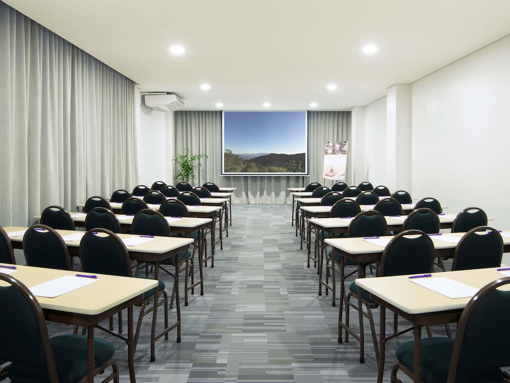 Mercure Florianopolis Convention Hotel 65/74
