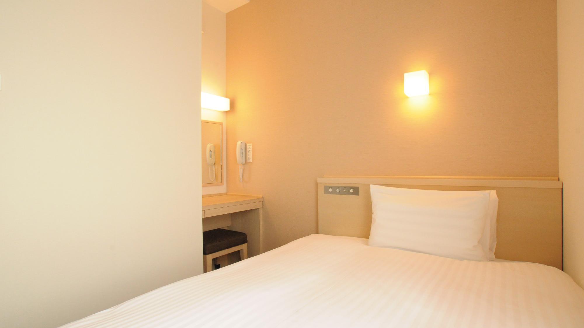 Semi Room, Single, Semi Double Bed
