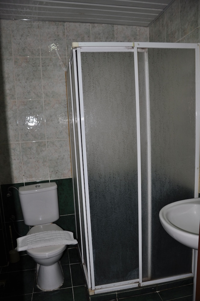 Sena Hotels 18/63