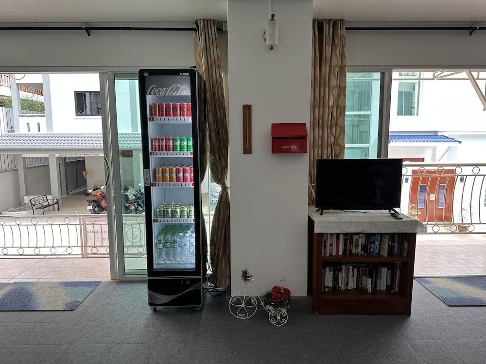 Kata Place Hotel 32/50