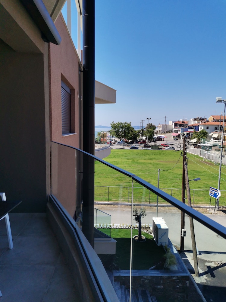 Thetis Boutique Luxury Apartments 27/50