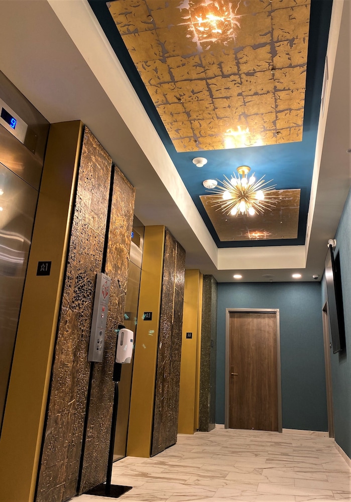 Hyatt Place Tulsa Downtown 30/74