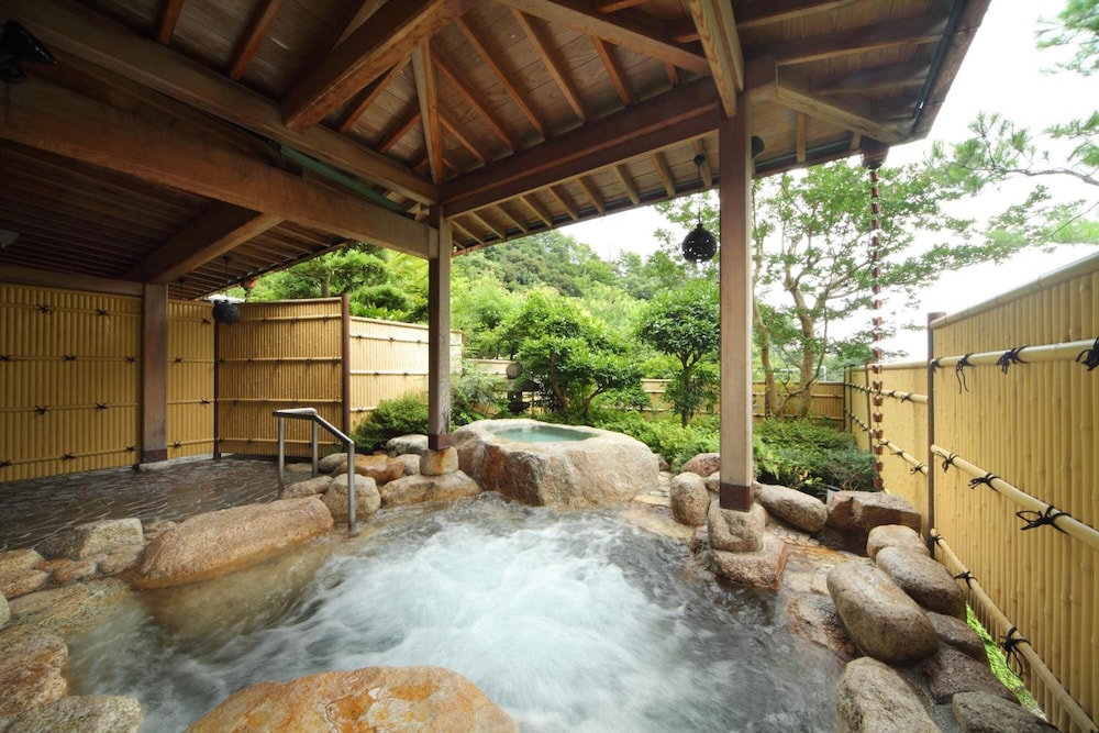 SHIKANOYU HOTEL 35/66
