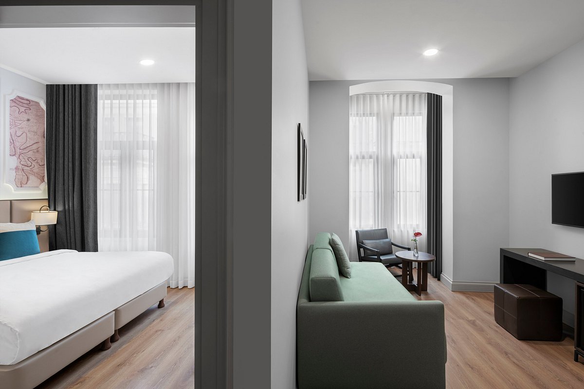 JUNIOR SUITE FRENCH + SOFA