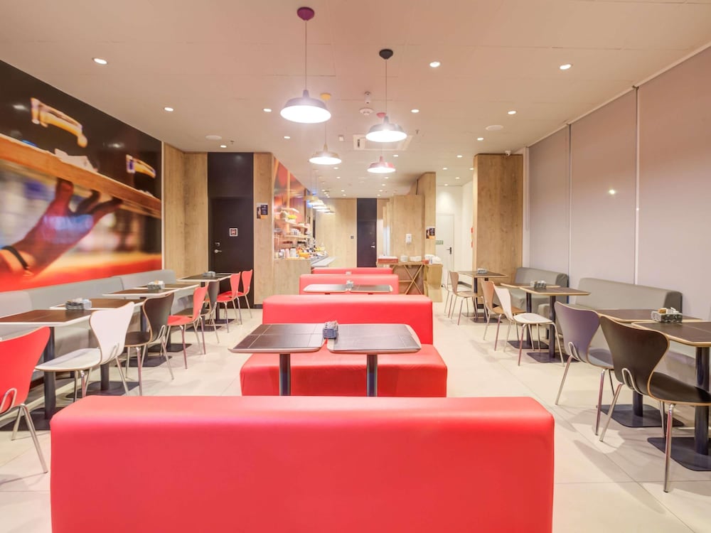 Ibis Paranagua 44/59
