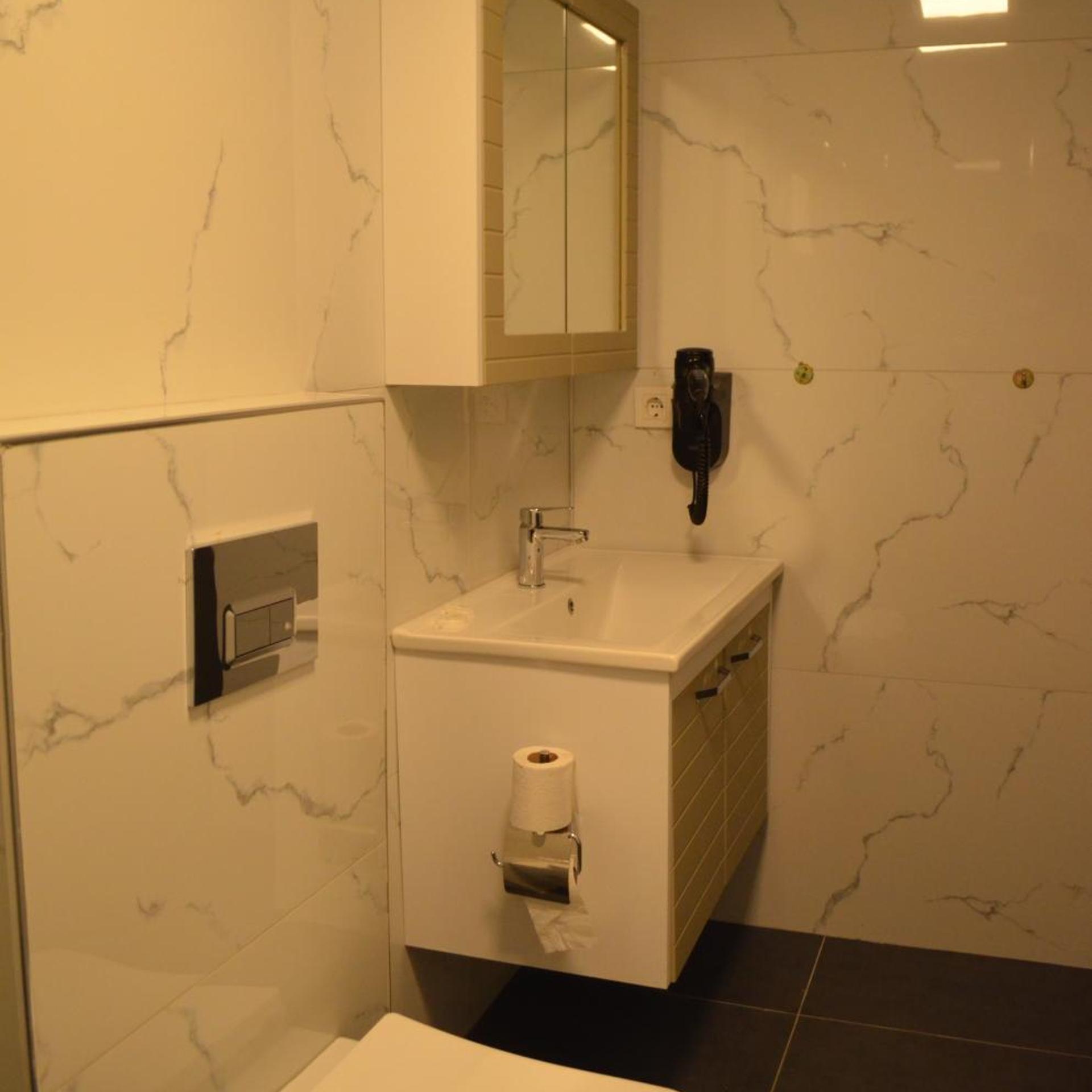 Lizbon Otel Narlidere 34/35