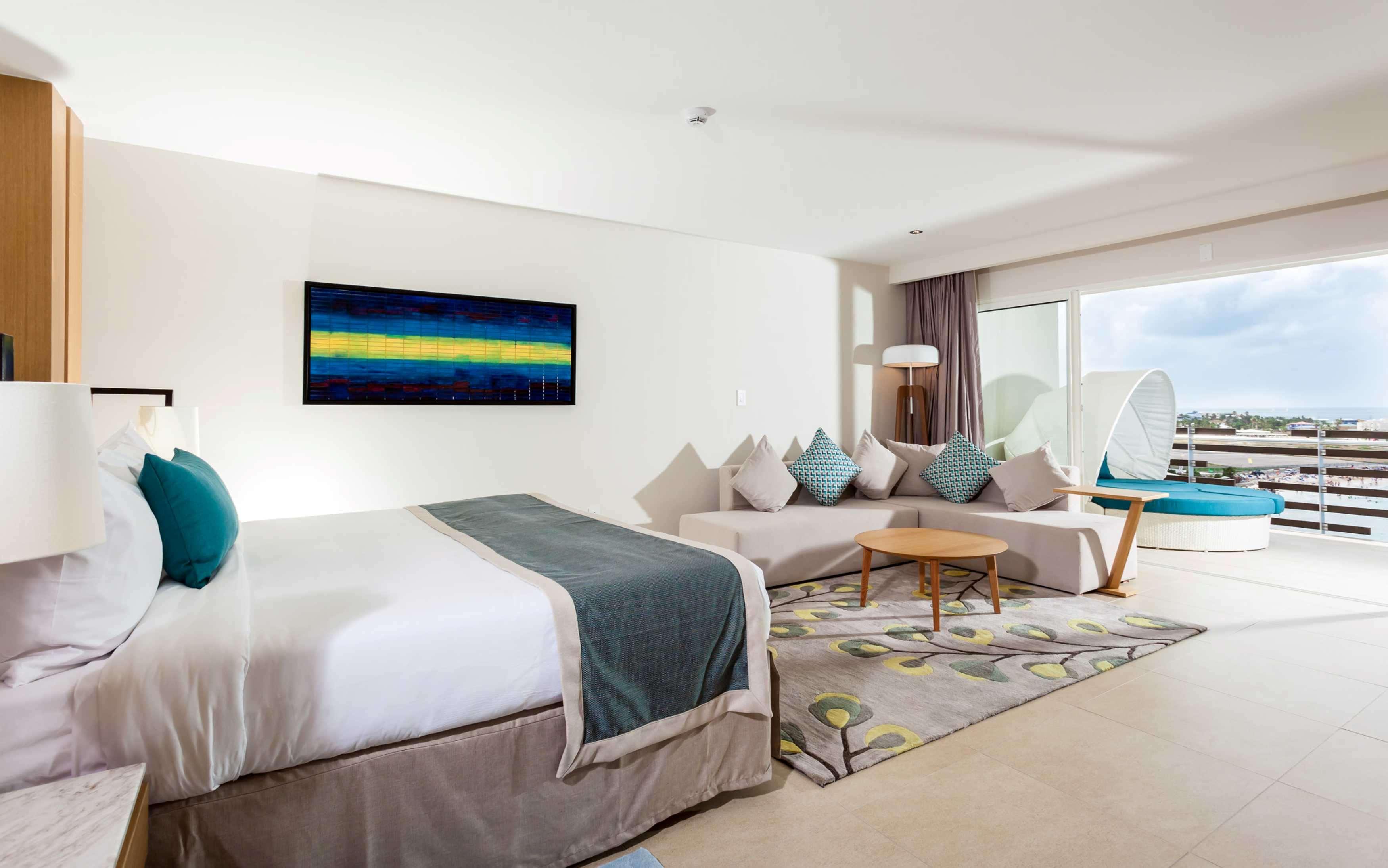 Roof Top, Suite, Butler