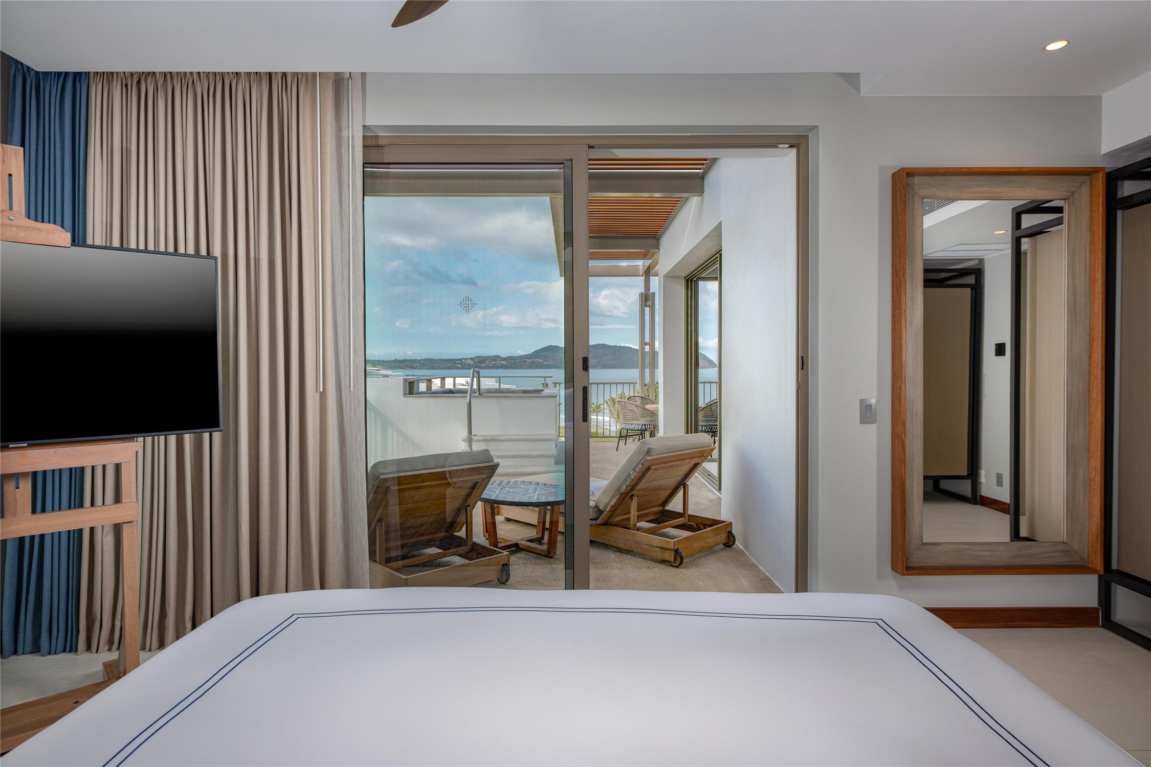 Signature, Suite, Ocean and Plunge View, Plunge Pool
