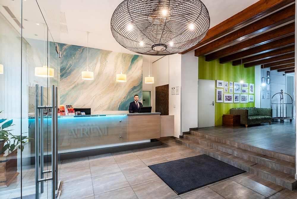 Atrium Hotel by Mellow Mood Hotels 12/64