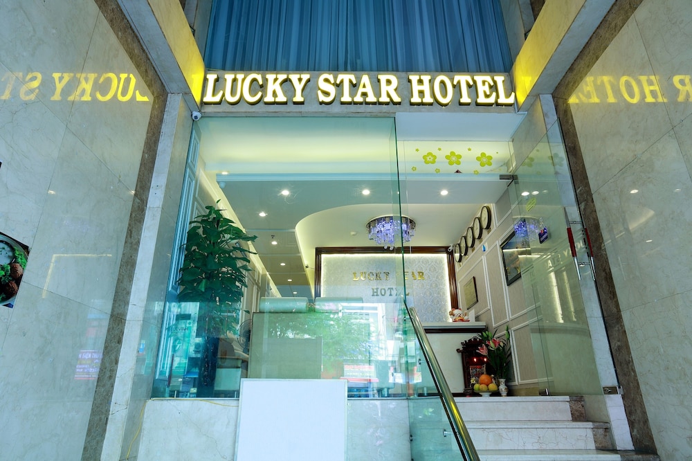 Lucky Star Hotel 266 De Tham 6/38