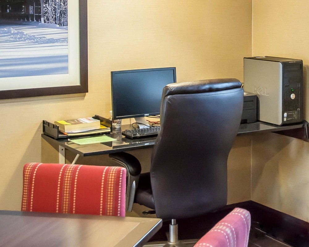 Comfort Inn and Suites Lawrenceburg, IN 31/43