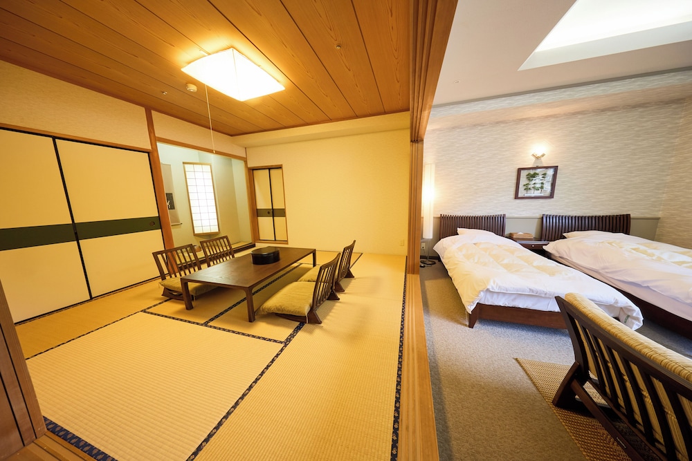 SHUZENJI ONSEN HOTEL TAKITEI 18/50