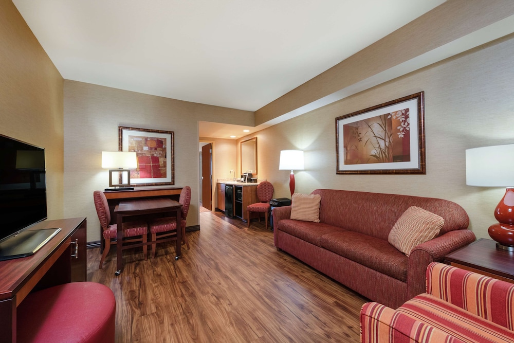 Embassy Suites by Hilton Loveland Hotel Conference Center and Spa 36/60