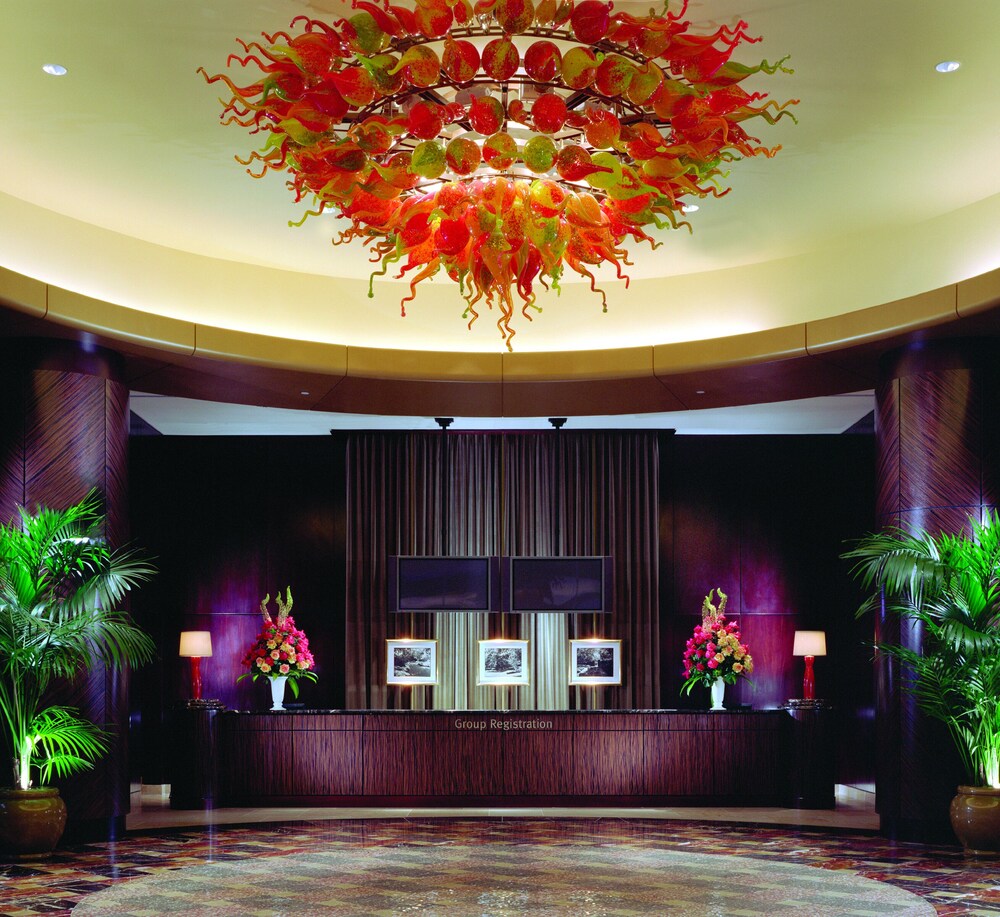 Hilton Americas Houston 11/85