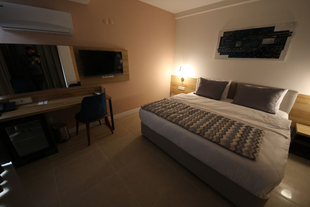 Spilos Gumuldur Hotel 13/22