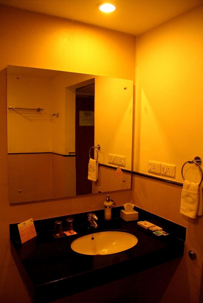 Keys Prima by Lemon Tree Hotels, Katti-Ma, Chennai 25/51