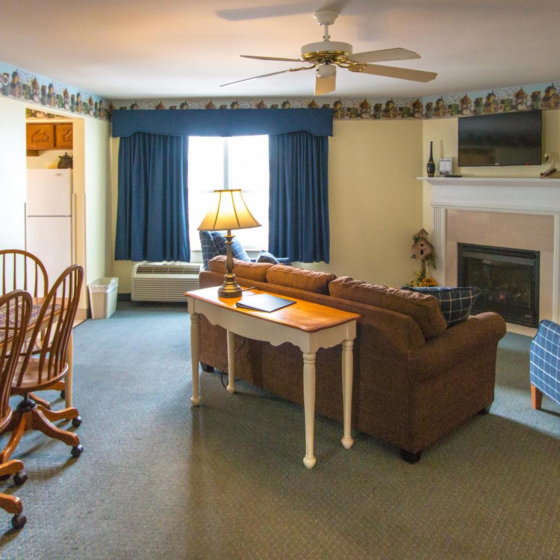 Blue Gate Garden Inn 9/50