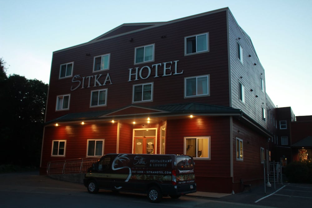 Sitka Hotel And Restaurant 3/45