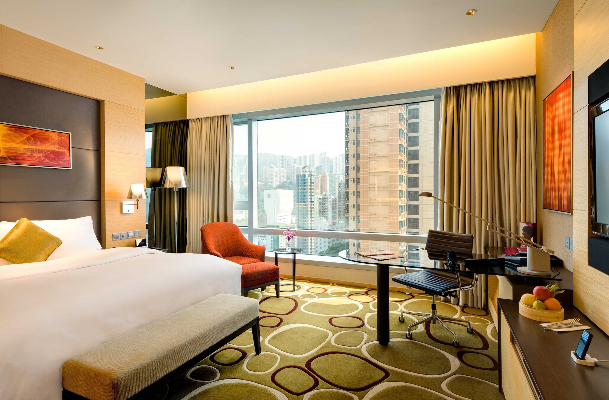 PREMIUM, KING BED, MIDDLE FLOOR
