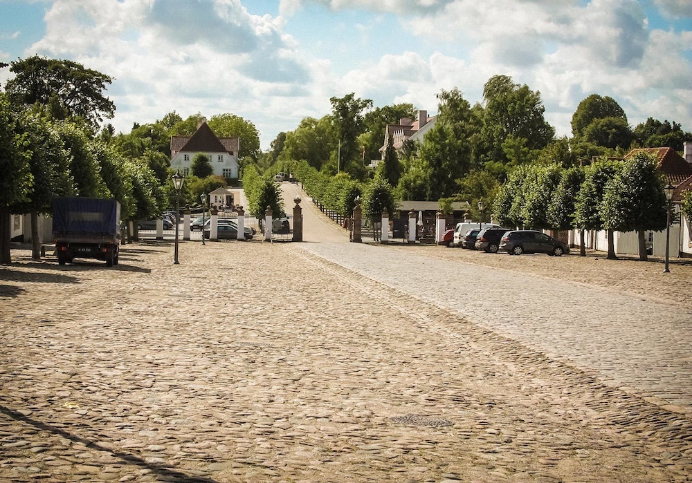 Fredensborg Store Kro 59/66