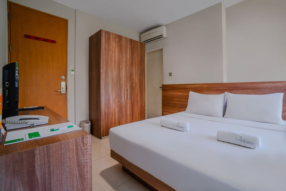 Legreen Suite Tebet 8/26