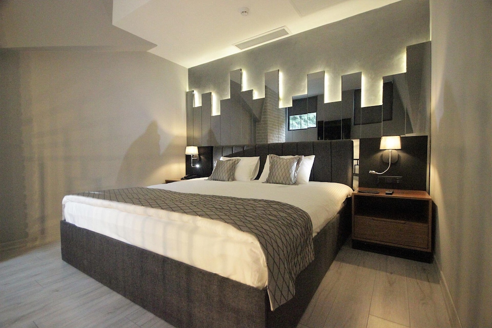 SAPANCA ALFA SUITES & SPA 30/67