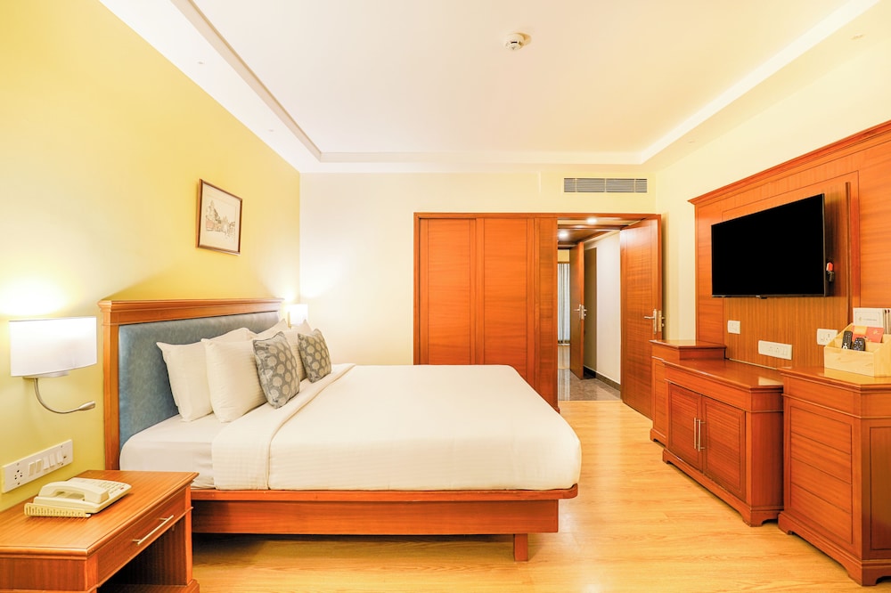 Club Mahindra Golden Landmark Hotel