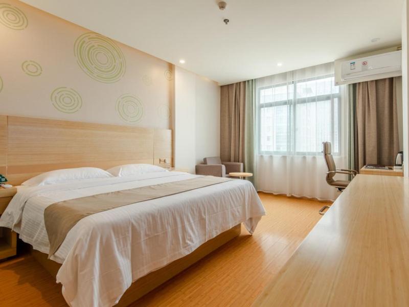 GREENTREE INN LIUAN HUOSHAN COUNTY YINGJIA AVENUE HOTEL 9/50