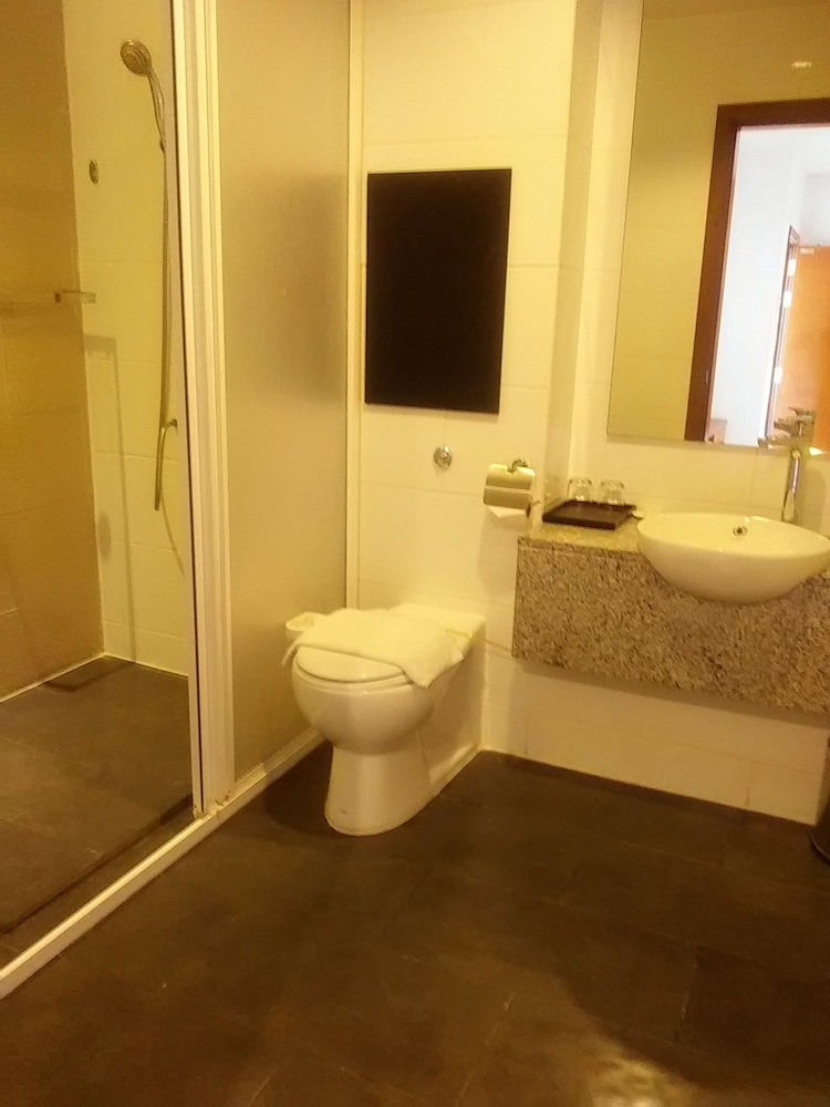 Gloria Swiss Hotel and Apartment Sandakan 10/36