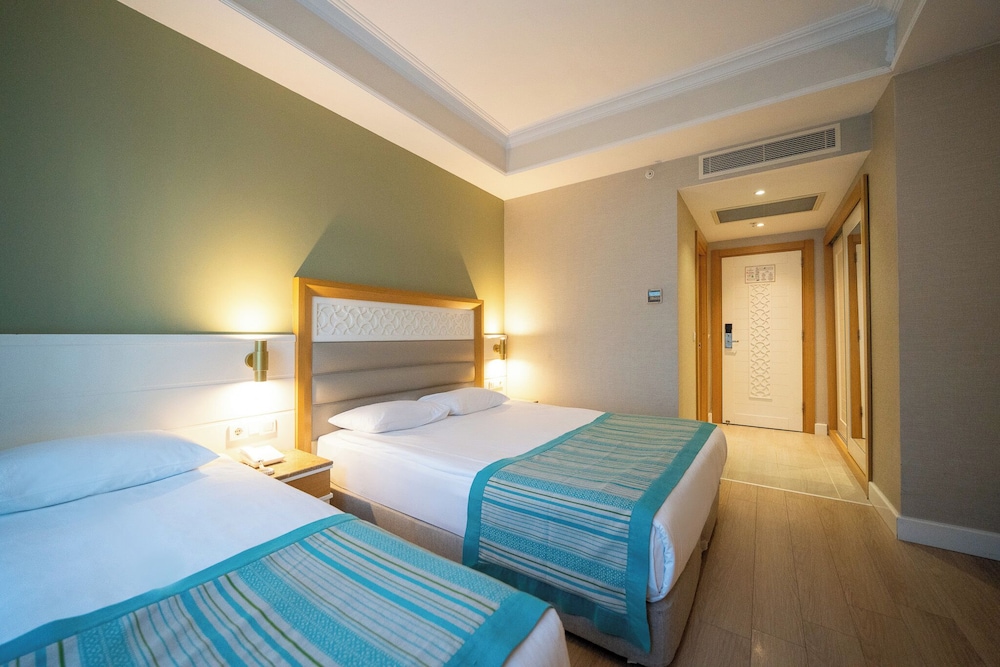 COMFORT STANDARD ROOM