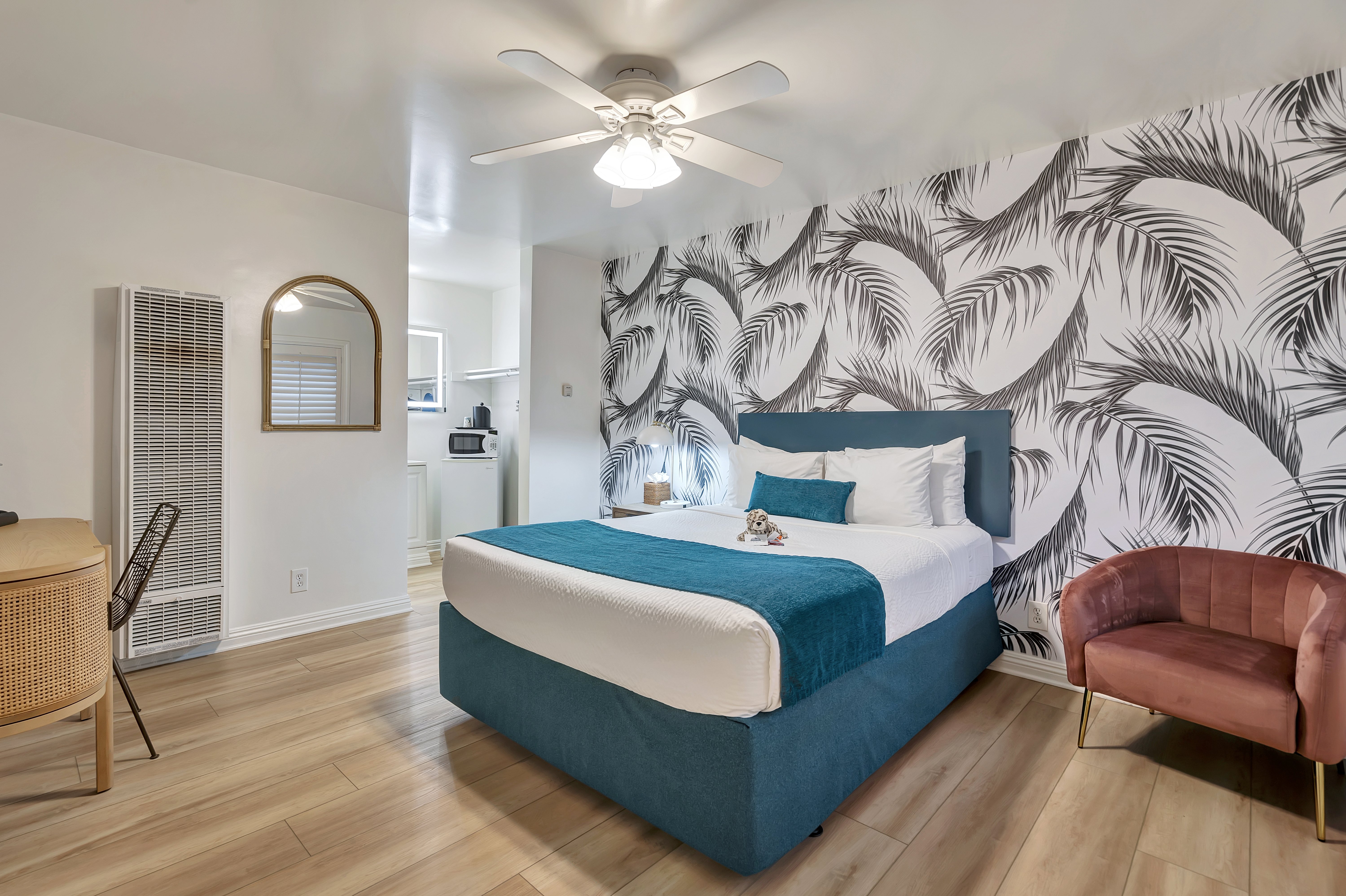Santa Monica Hotel 15/61